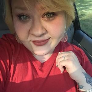 Meet your Posher, Adrienne